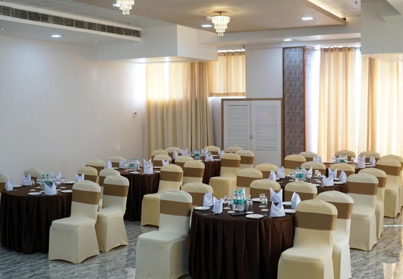 Hotel Imolesh Imphal Bagian luar foto